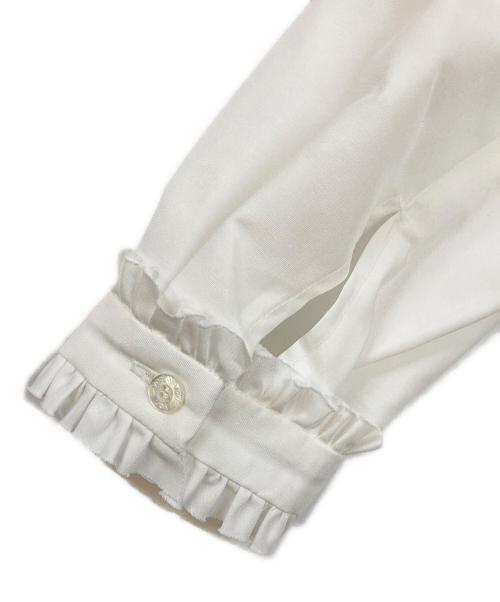 YORI（ヨリ）YORI (ヨリ) たっぷりフリルブラウス ホワイト サイズ:38の古着・服飾アイテム