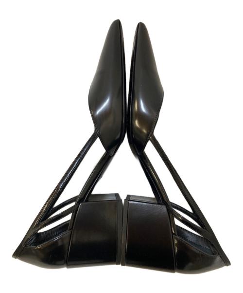 PRADA（プラダ）PRADA (プラダ) カットアウト ブラッシュドレザー パンプス ブラック サイズ:37の古着・服飾アイテム
