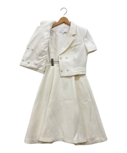 BAU by Bride And You（ビーエイユーバイブライドアンドユー）BAU by Bride And You (ビーエイユーバイブライドアンドユー) MAEVE jacket + AURORA skirts ツイードセットアップ ホワイト サイズ:2の古着・服飾アイテム