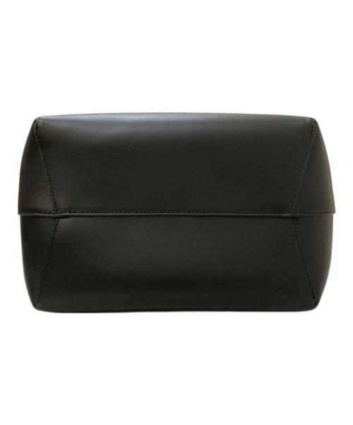 FRENZLAUER（フレンツラウアー）FRENZLAUER (フレンツラウアー) MAMI カーフレザー ワンショルダーバッグ ブラックの古着・服飾アイテム