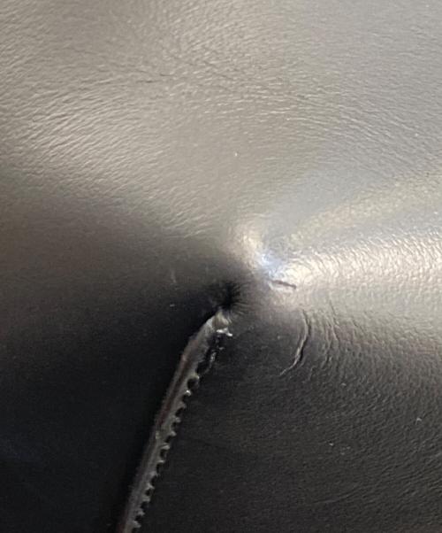 FRENZLAUER（フレンツラウアー）FRENZLAUER (フレンツラウアー) MAMI カーフレザー ワンショルダーバッグ ブラックの古着・服飾アイテム