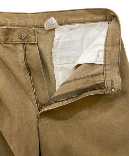 L.L.Bean（エルエルビーン マウンテンパーカー）L.L.Bean (エルエルビーン) テーパード タックパンツ ブラウン サイズ:32の古着・服飾アイテム