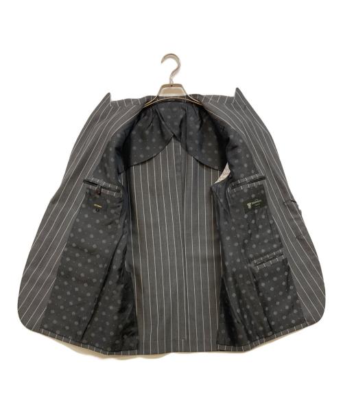 ARTISAN（アルチザン）ARTISAN (アルチザン) DORMEUIL 3Pセットアップスーツ グレー サイズ:Mの古着・服飾アイテム