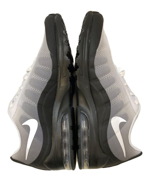 NIKE（ナイキ）NIKE (ナイキ) AIR MAX AXIS ローカットスニーカー ブラック×ホワイト サイズ:26.5㎝の古着・服飾アイテム