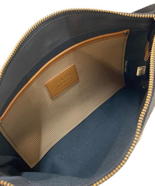 Breath TOPKAPI（ブレストプカピ）Breath TOPKAPI (ブレストプカピ) リプル ネオレザー スリム ミニショルダーバッグ ベージュ×ブラックの古着・服飾アイテム