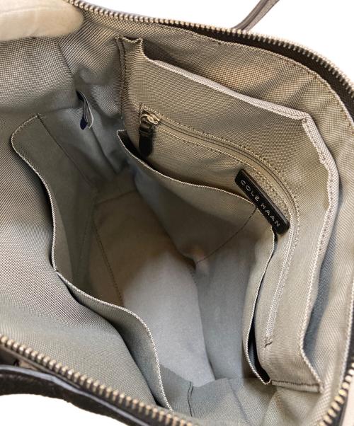 COLE HAAN（コールハーン）COLE HAAN (コールハーン) グランド アンビション スモール コンバーチブル ラックス バックパック ブラックの古着・服飾アイテム