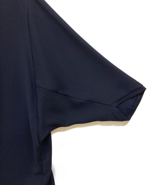 23区（ニジュウサンク）23区 (ニジュウサンク) 【洗える】ストレッチジョーゼット フォルム カットソー ネイビー サイズ:38の古着・服飾アイテム