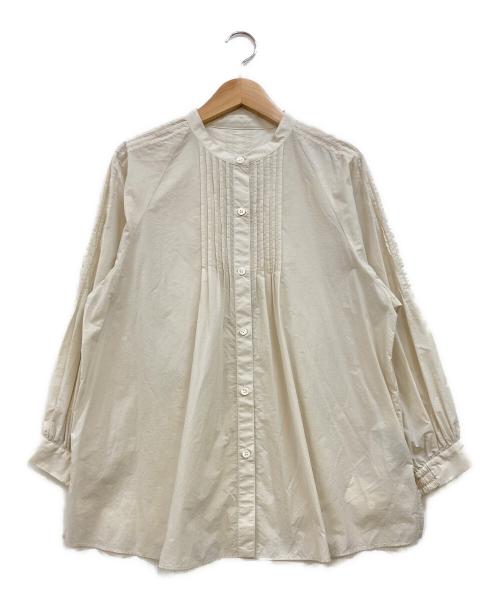 23区（ニジュウサンク）23区 (ニジュウサンク) ナイロンコットンポプリン ボリュームスリーブ ブラウス ベージュ サイズ:38の古着・服飾アイテム