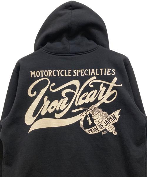 IRON HEART（アイアンハート）IRON HEART (アイアンハート) ベルプリントジップパーカー ブラック サイズ:Mの古着・服飾アイテム