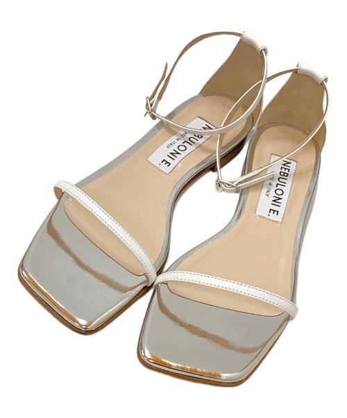 NEBULONIE（ネブローニ）NEBULONIE (ネブローニ) アンクルストラップ フラットサンダル シルバー サイズ:38の古着・服飾アイテム