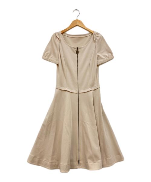 FOXEY NEWYORK（フォクシーニューヨーク）FOXEY NEWYORK (フォクシーニューヨーク) カットソーワンピース ベージュ サイズ:40の古着・服飾アイテム