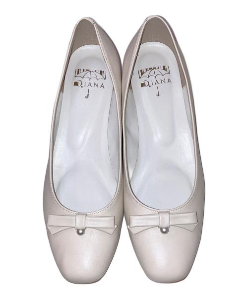 DIANA（ダイアナ）DIANA (ダイアナ) パールリボン 晴雨兼用 フラットパンプス アイボリー サイズ:24.5㎝の古着・服飾アイテム