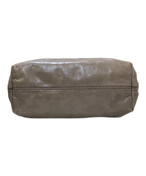 PRADA（プラダ）PRADA (プラダ) VITELLO SHINE プレートデザイン 2way トートバッグ グレー（FUMO）の古着・服飾アイテム