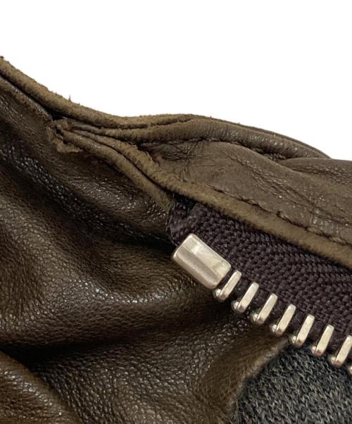 MARNI（マルニ）MARNI (マルニ) スタッズ Wジップ レザーショルダーバッグ ブラウンの古着・服飾アイテム