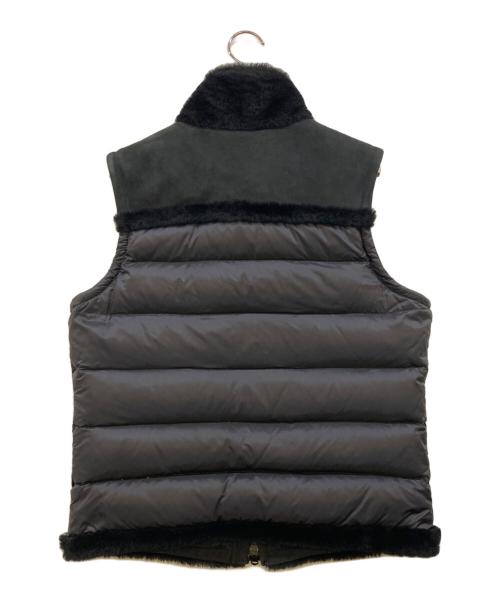 EMMETI（エンメティ）EMMETI (エンメティ) ムートン切替ダウンベスト ブラック サイズ:46の古着・服飾アイテム