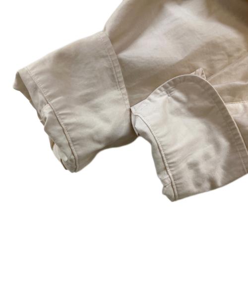 BACCA（バッカ）BACCA (バッカ) コットンバックサテンスタンドカラーロングシャツ ベージュ サイズ:36の古着・服飾アイテム