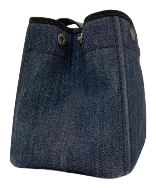 PRADA（プラダ）PRADA (プラダ) デニムシティカーフ ハンドバッグ ネイビー×ブラック(BLU/NERO)の古着・服飾アイテム