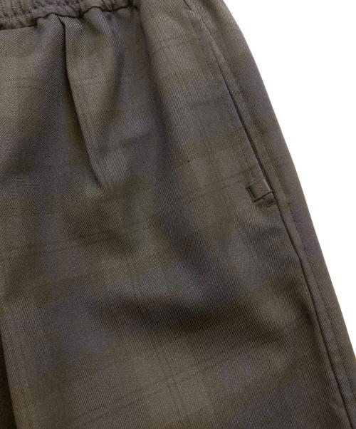 DAIWA PIER39（ダイワ ピア39）DAIWA PIER39 (ダイワ ピア39) TECH WIDE EASY 2P TROUSERS PLAIDS ブラックウォッチ パンツ ブラウン×ネイビー サイズ:Lの古着・服飾アイテム