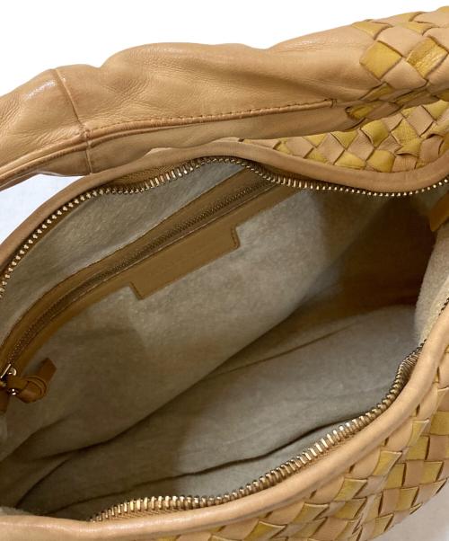 BOTTEGA VENETA（ボッテガベネタ）BOTTEGA VENETA (ボッテガベネタ) イントレチャート ホーボー レザー ワンショルダーバッグ ベージュの古着・服飾アイテム