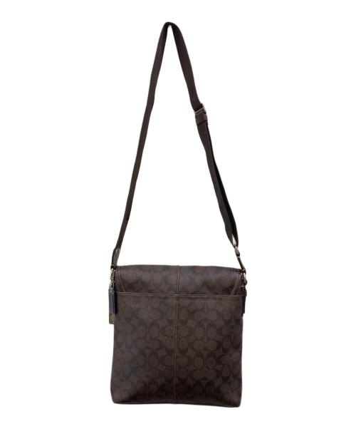 COACH（コーチ）COACH (コーチ) シグネチャー フラップ ショルダーバッグ ブラウンの古着・服飾アイテム