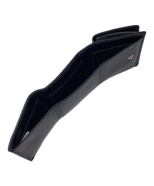 JIMMY CHOO（ジミーチュウ）JIMMY CHOO (ジミーチュウ) 3つ折りスタッズウォレット ブラックの古着・服飾アイテム