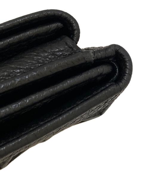 JIMMY CHOO（ジミーチュウ）JIMMY CHOO (ジミーチュウ) 3つ折りスタッズウォレット ブラックの古着・服飾アイテム