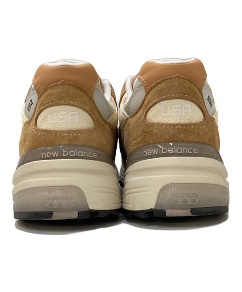 NEW BALANCE（ニューバランス）NEW BALANCE (ニューバランス) U992CC ローカットスニーカー ベージュ サイズ:US9.5 (27.5cm)の古着・服飾アイテム