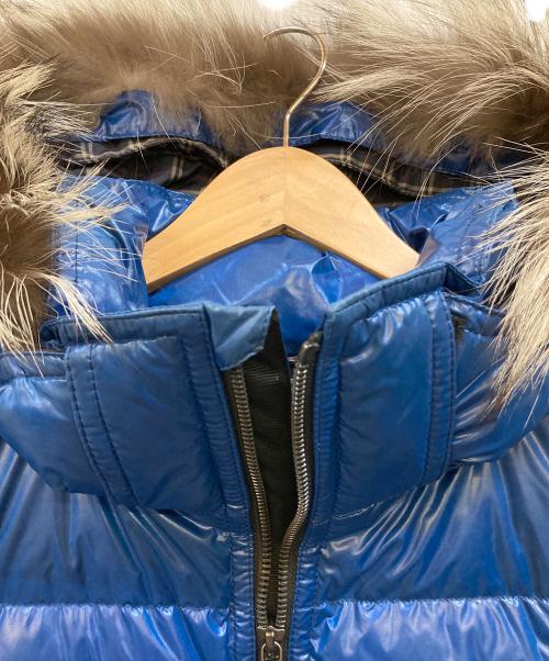 BURBERRY BLACK LABEL（バーバリーブラックレーベル）BURBERRY BLACK LABEL (バーバリーブラックレーベル) シルバーフォックスファーダウンジャケット ブルー サイズ:Ｍの古着・服飾アイテム