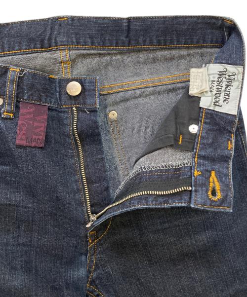 Vivienne Westwood man（ヴィヴィアン ウェストウッド マン）Vivienne Westwood man (ヴィヴィアン ウェストウッド マン) オーブ刺繍デニムパンツ インディゴ サイズ:44の古着・服飾アイテム
