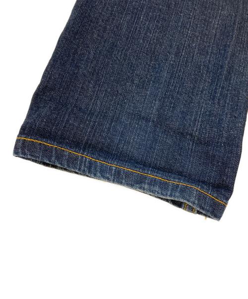 Vivienne Westwood man（ヴィヴィアン ウェストウッド マン）Vivienne Westwood man (ヴィヴィアン ウェストウッド マン) オーブ刺繍デニムパンツ インディゴ サイズ:44の古着・服飾アイテム