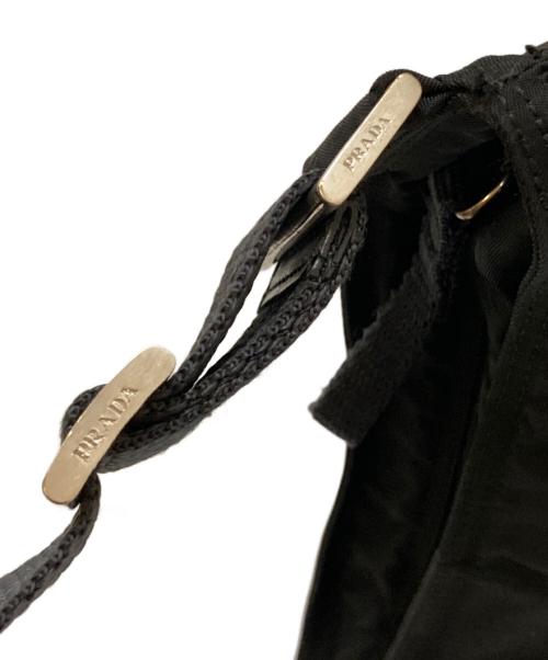 PRADA（プラダ）PRADA (プラダ) 三角ロゴプレート ナイロンショルダーバッグ ブラックの古着・服飾アイテム