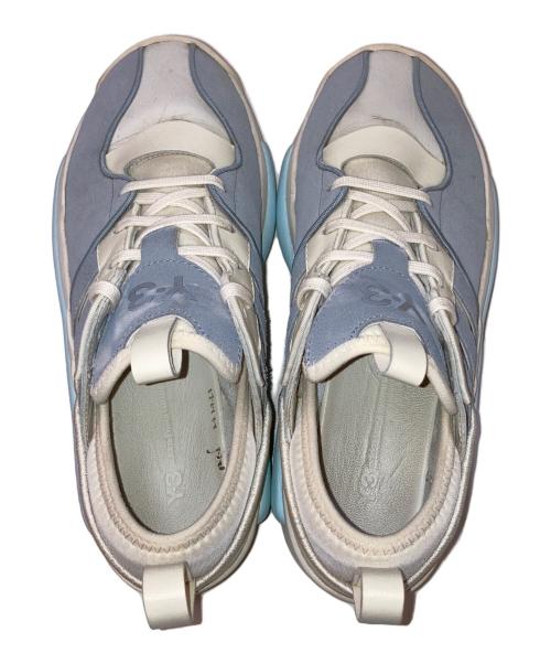 Y-3（ワイスリー）Y-3 (ワイスリー) RIVALRY ロートップスニーカー ホワイト×ブルー サイズ:25.5㎝の古着・服飾アイテム