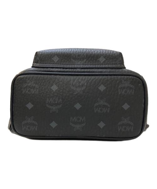 MCM（エムシーエム）MCM (エムシーエム) Stark サイドスタッズ バックパック - ヴィセトス ネイビーの古着・服飾アイテム