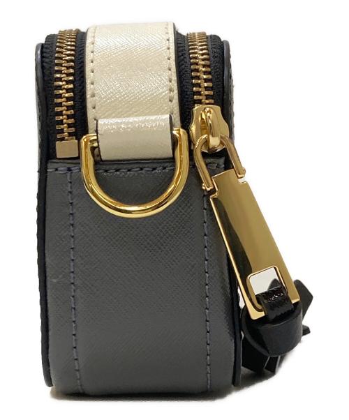 MARC JACOBS（マークジェイコブス）MARC JACOBS (マークジェイコブス) SNAPSHOT クロスボディバッグ ブラックの古着・服飾アイテム
