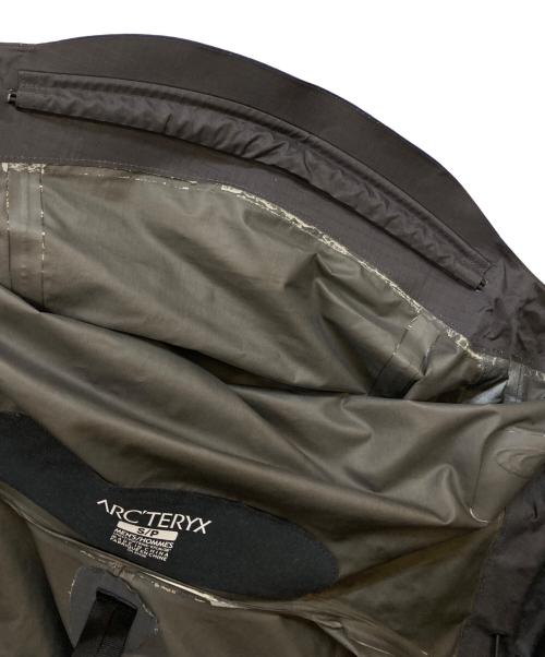 ARC'TERYX（アークテリクス）ARC'TERYX (アークテリクス) BEAMS (ビームス) 別注 BETA SL JACKET 14年モデル ネイビー サイズ:Sの古着・服飾アイテム