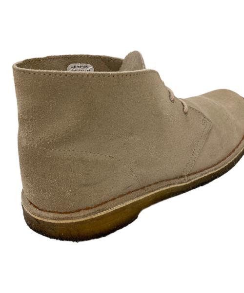 CLARKS ORIGINALS（クラークス オリジナルズ）CLARKS ORIGINALS (クラークス オリジナルズ) デザートブーツ アイボリー サイズ:26㎝の古着・服飾アイテム