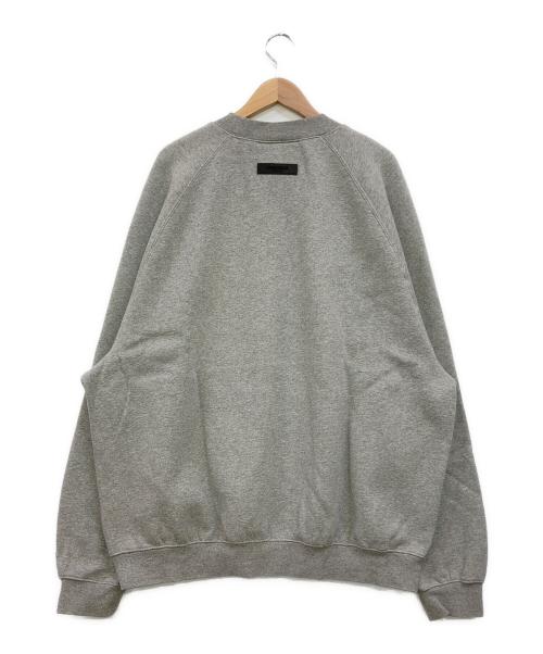 FOG ESSENTIALS（フィアオブゴッド エッセンシャル）FOG ESSENTIALS (フィアオブゴッド エッセンシャル) ラグランロゴスウェット グレー サイズ:XLの古着・服飾アイテム