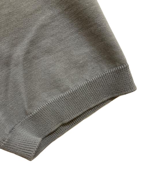 30/70（トレンタセッタンタ）30/70 (トレンタセッタンタ) クルーネックショートスリーブプルオーバー グレー サイズ:46の古着・服飾アイテム