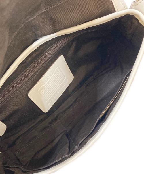 COACH（コーチ）COACH (コーチ) ソーホー レザーワンショルダーバッグ ホワイトの古着・服飾アイテム