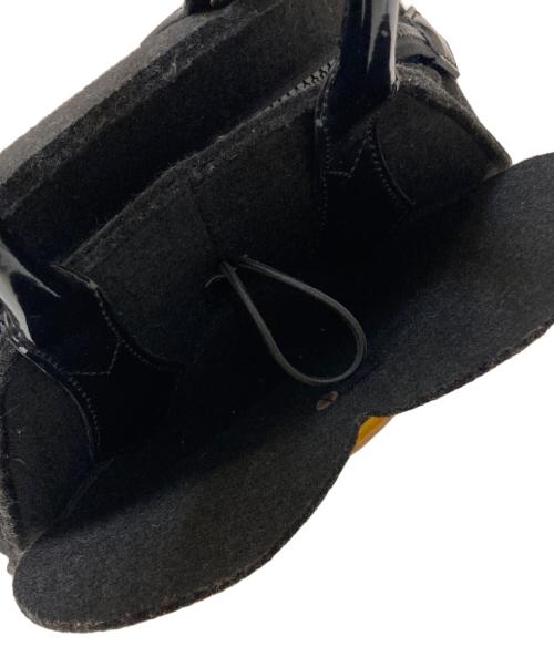 Vivienne Westwood（ヴィヴィアンウエストウッド）Vivienne Westwood (ヴィヴィアンウエストウッド) フエルト ハート型 オーブ ライトメルトンハンドバッグ ブラックの古着・服飾アイテム