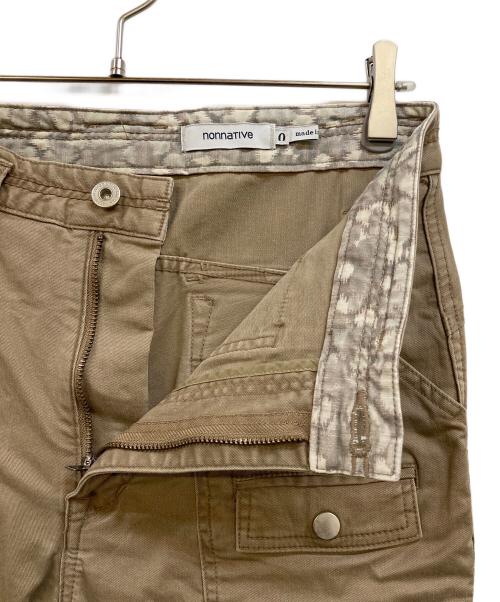 nonnative（ノンネイティブ）nonnative (ノンネイティブ) WORKER JEANS C/P CHINO STRETCH ベージュの古着・服飾アイテム