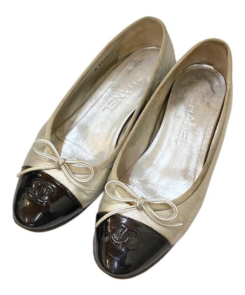CHANEL（シャネル）CHANEL (シャネル) ココマーク バレリーナ メタリックフラットシューズ グレー サイズ:36 1/2の古着・服飾アイテム