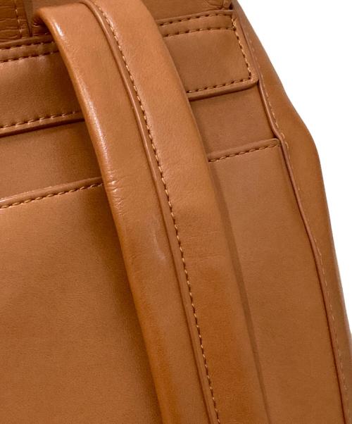 LOVST（ラブスト）lovst (ラブスト) Apple Square Rucksack レザーデイパック ブラウンの古着・服飾アイテム