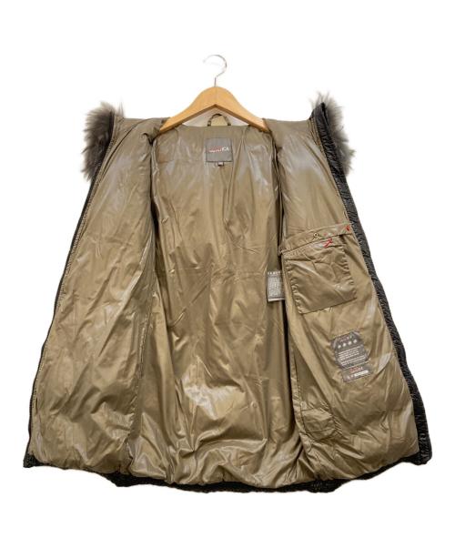 DUVETICA（デュベティカ）DUVETICA (デュベティカ) ファー付きダウンコート ブラック サイズ:40の古着・服飾アイテム