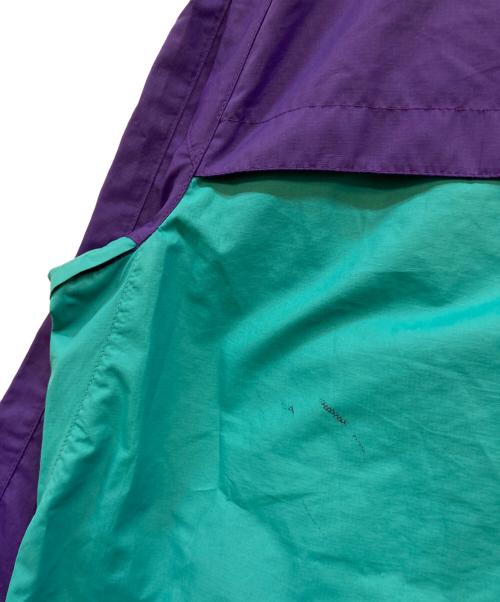 NIKE ACG（ナイキエーシージー）NIKE ACG (ナイキエーシージー) バイカラー マウンテンパーカー グリーン×パープル サイズ:Lの古着・服飾アイテム