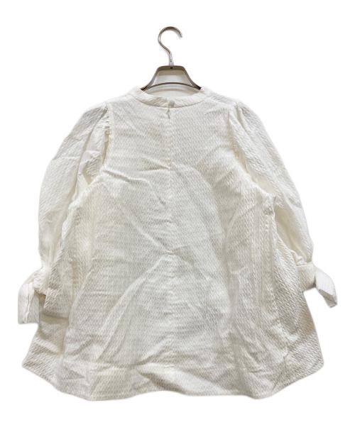 yori shirocon（ヨリ シロコン）yori shirocon (ヨリ シロコン) ハートフクレカフスリボンブラウス ホワイト サイズ:38の古着・服飾アイテム