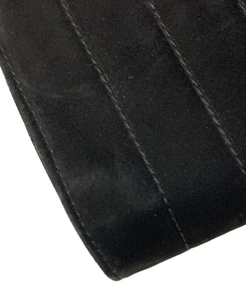 Salvatore Ferragamo（サルヴァトーレ フェラガモ）Salvatore Ferragamo (サルヴァトーレ フェラガモ) スウェードゴールドチェーンショルダーバッグ ブラックの古着・服飾アイテム