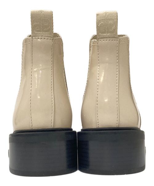STACCATO（スタッカート）STACCATO (スタッカート) オーキッドサイドゴアデブーツ ベージュ サイズ:24.0の古着・服飾アイテム