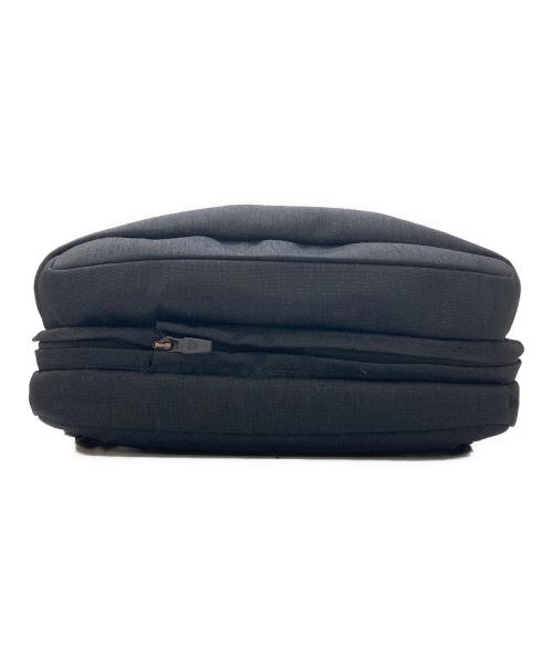 COLE HAAN（コールハーン）COLE HAAN (コールハーン) 2in1バックパック ブラックの古着・服飾アイテム