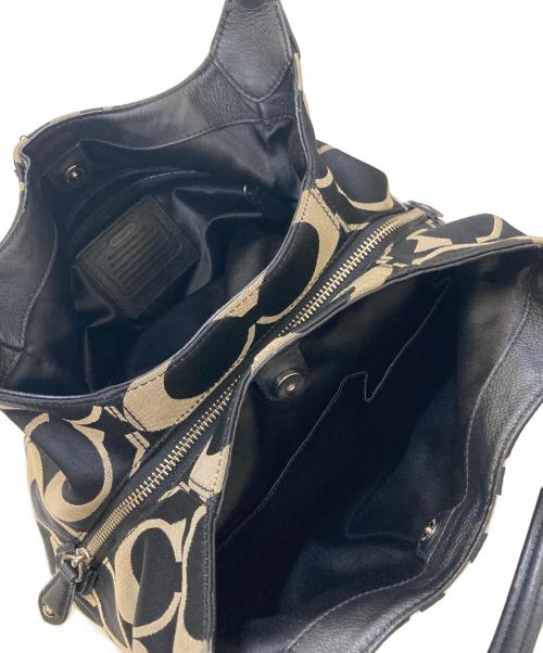 COACH（コーチ）COACH (コーチ) シグネチャー セミショルダーバッグ ブラックの古着・服飾アイテム